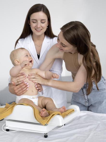 adult-taking-care-baby-weight (1) adult-taking-care-baby-weight (1)